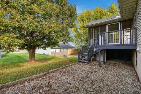 904 6th Avenue Coggon IA 52218