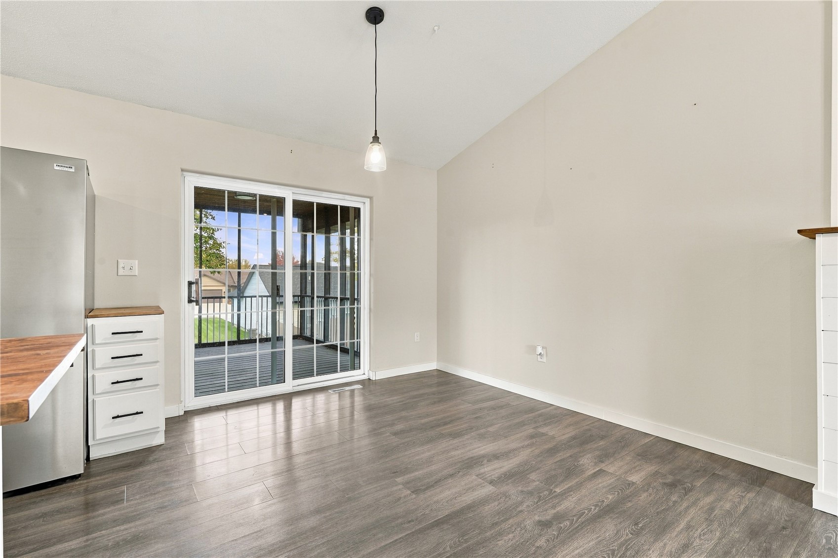 904 6th Avenue Coggon IA 52218