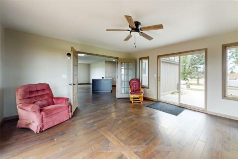 4065 Labarge Road Central City IA 52214