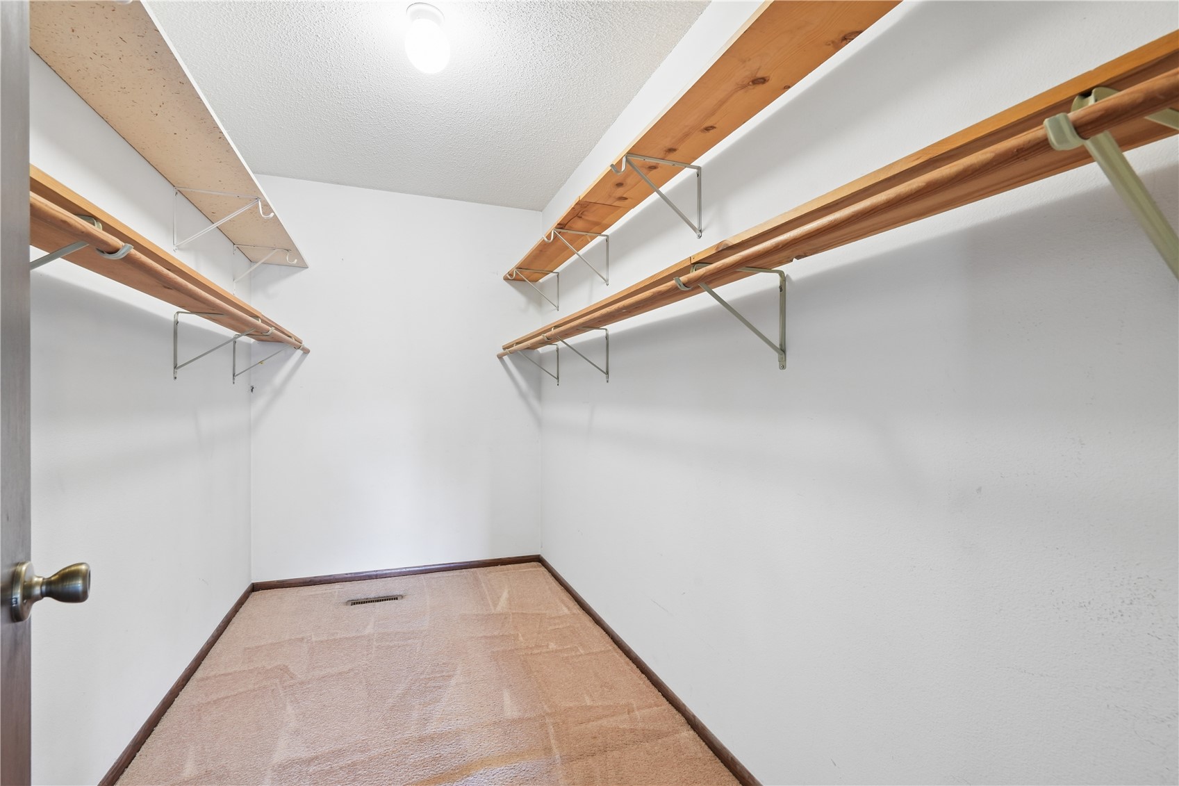 3009 Harvest Hill Road Cedar Rapids IA 52404