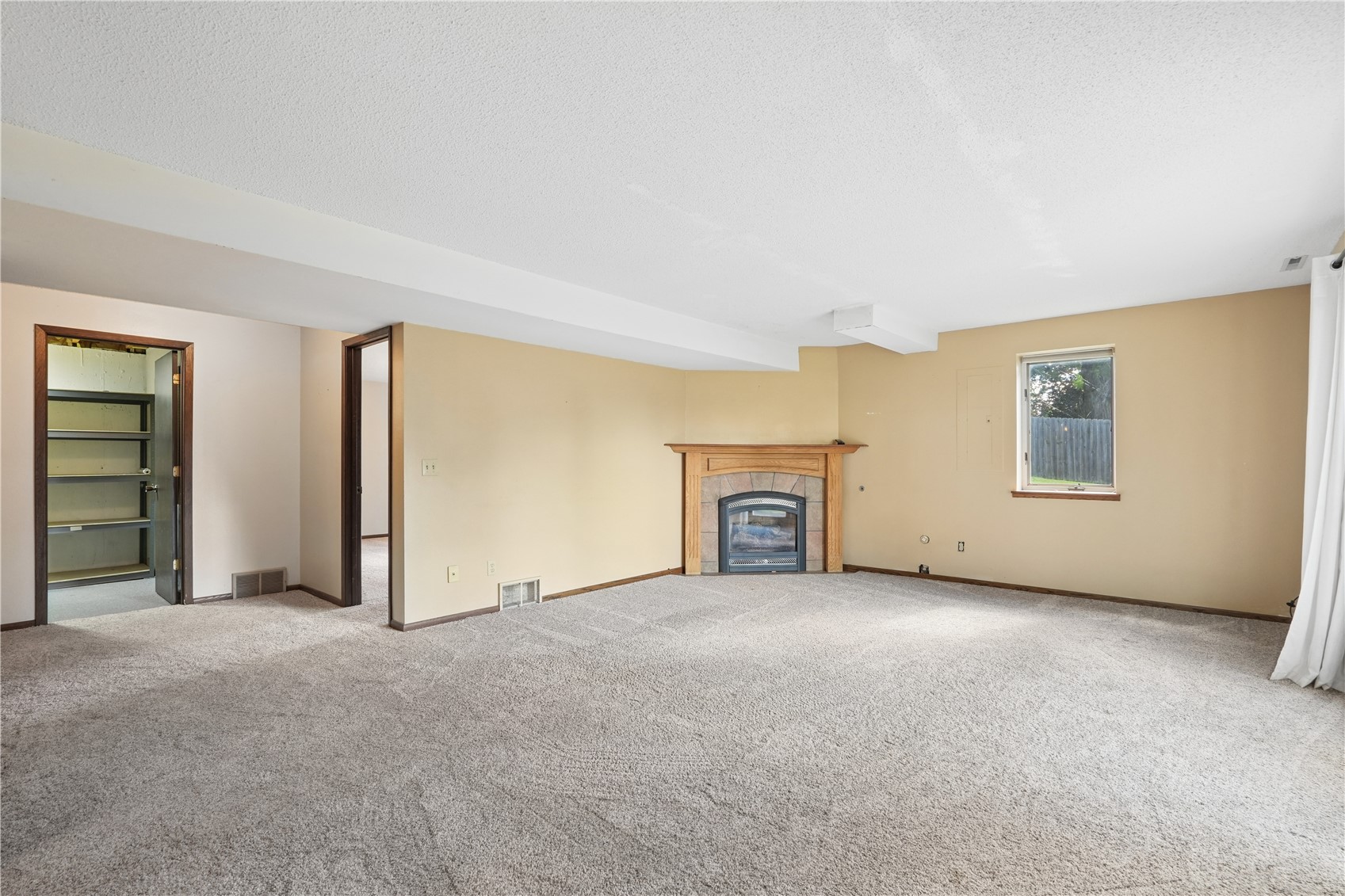 3009 Harvest Hill Road Cedar Rapids IA 52404