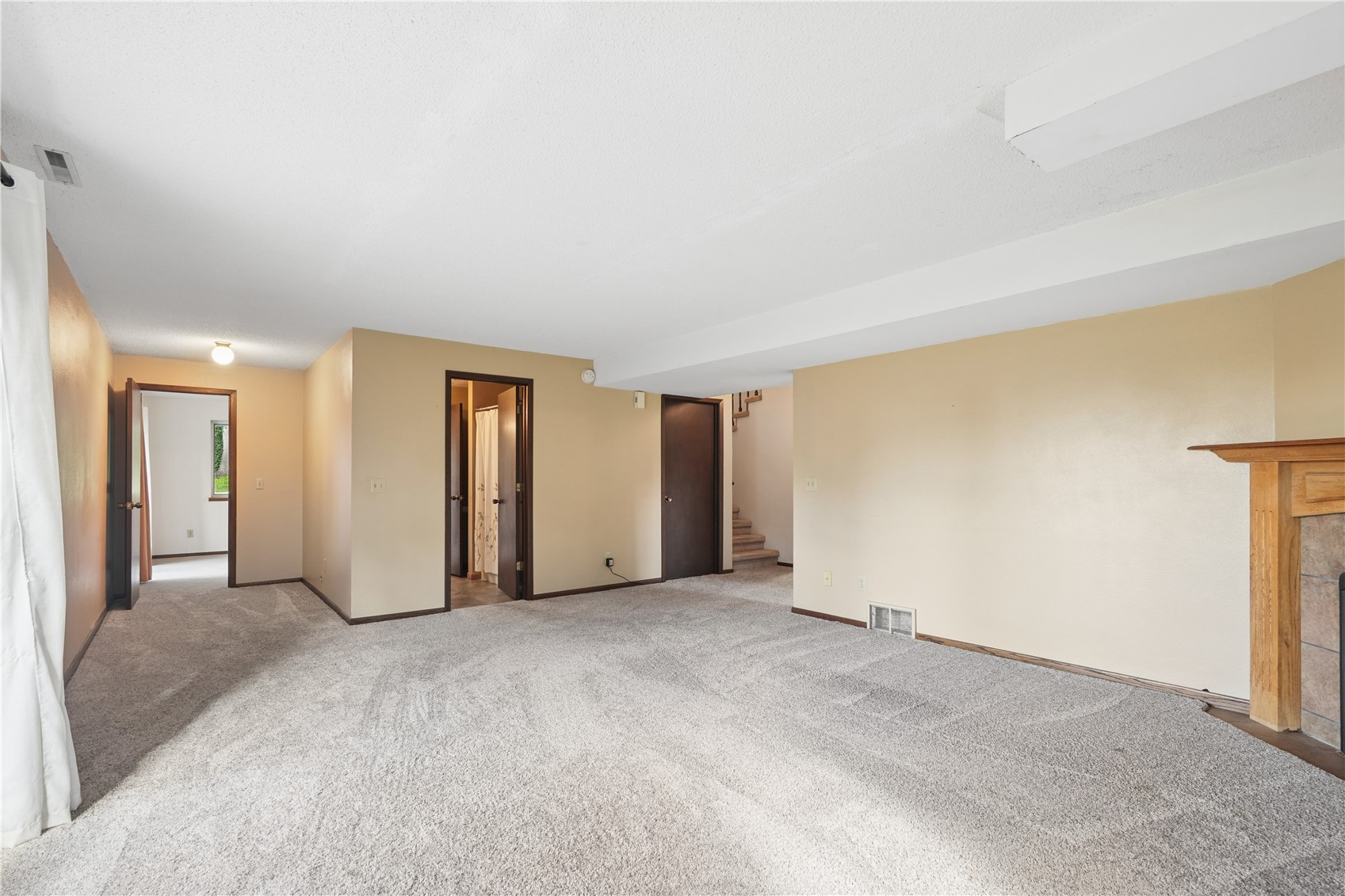 3009 Harvest Hill Road Cedar Rapids IA 52404