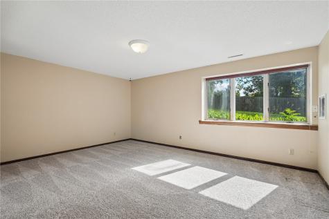 3009 Harvest Hill Road Cedar Rapids IA 52404