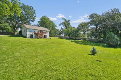 3009 Harvest Hill Road Cedar Rapids IA 52404