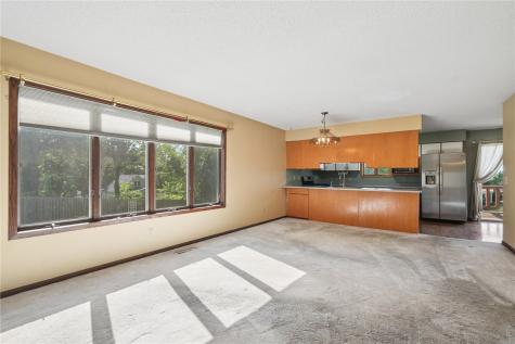 3009 Harvest Hill Road Cedar Rapids IA 52404