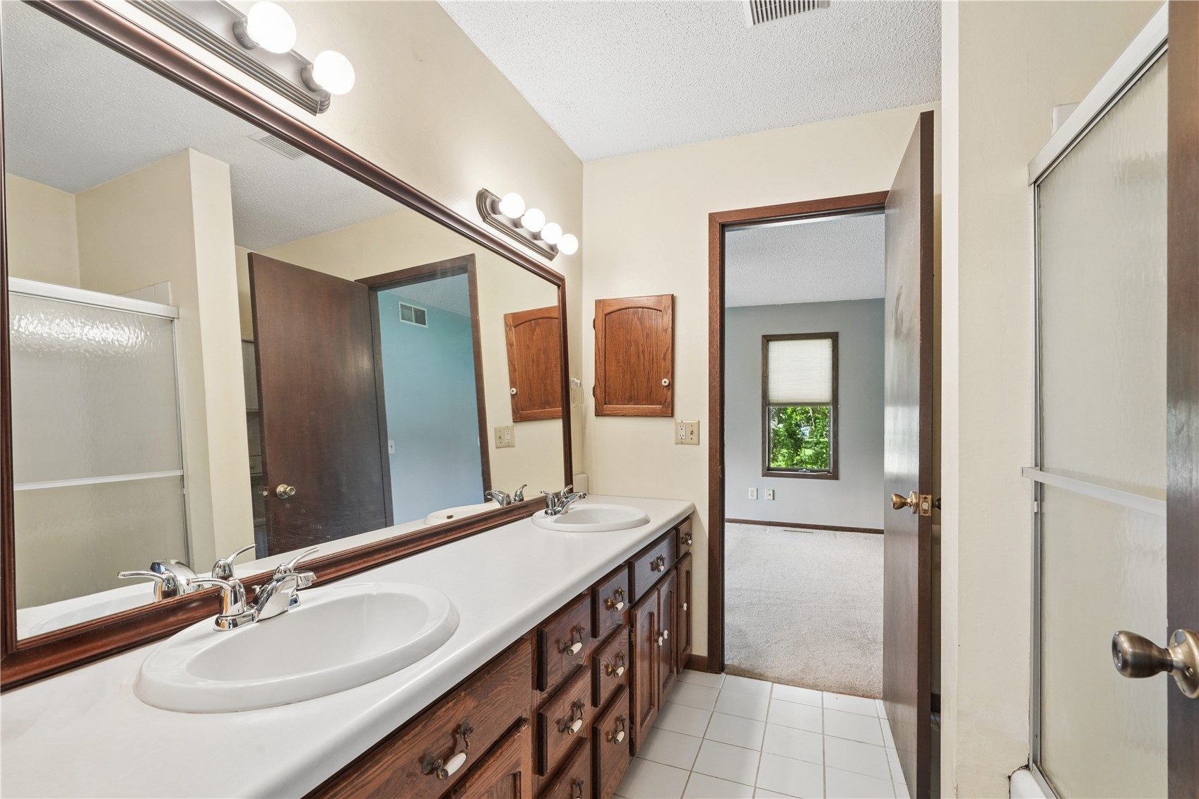 3009 Harvest Hill Road Cedar Rapids IA 52404