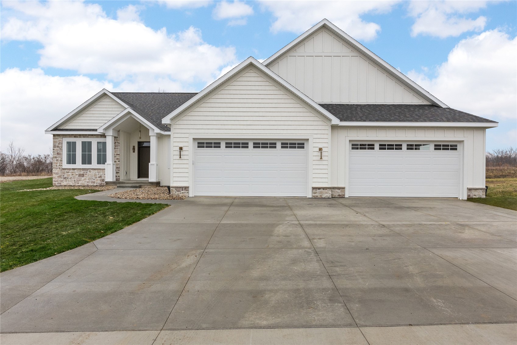 1603 Eagleview Drive Fairfax IA 52228