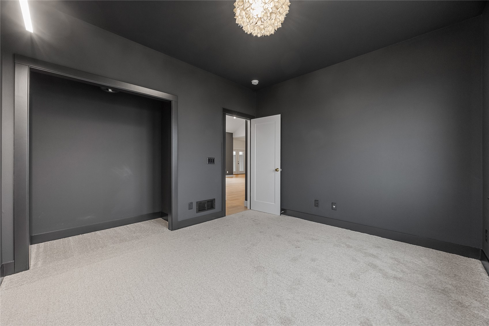 1603 Eagleview Drive Fairfax IA 52228