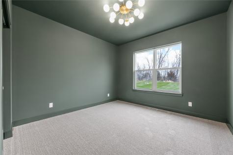 1603 Eagleview Drive Fairfax IA 52228