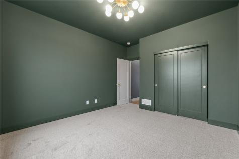 1603 Eagleview Drive Fairfax IA 52228
