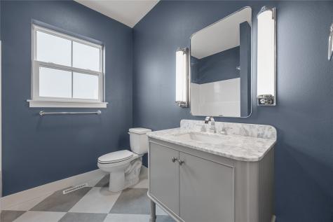 1603 Eagleview Drive Fairfax IA 52228
