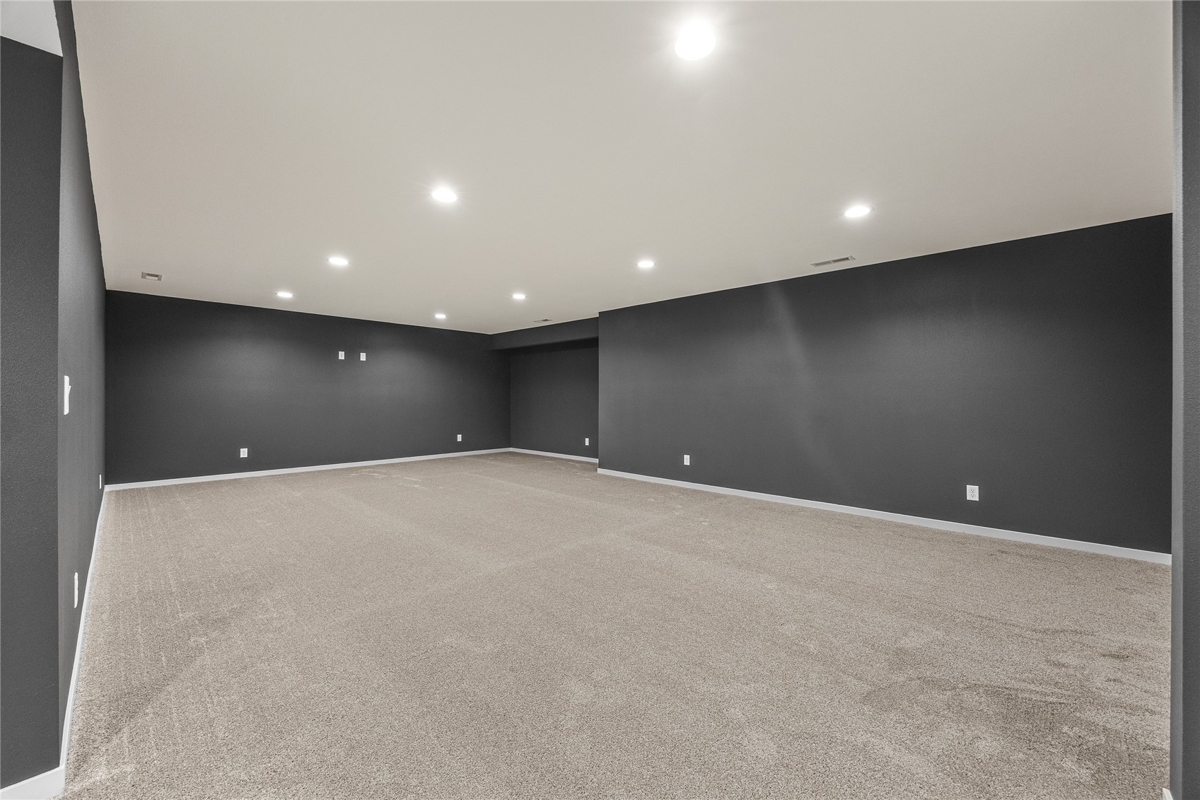 1603 Eagleview Drive Fairfax IA 52228