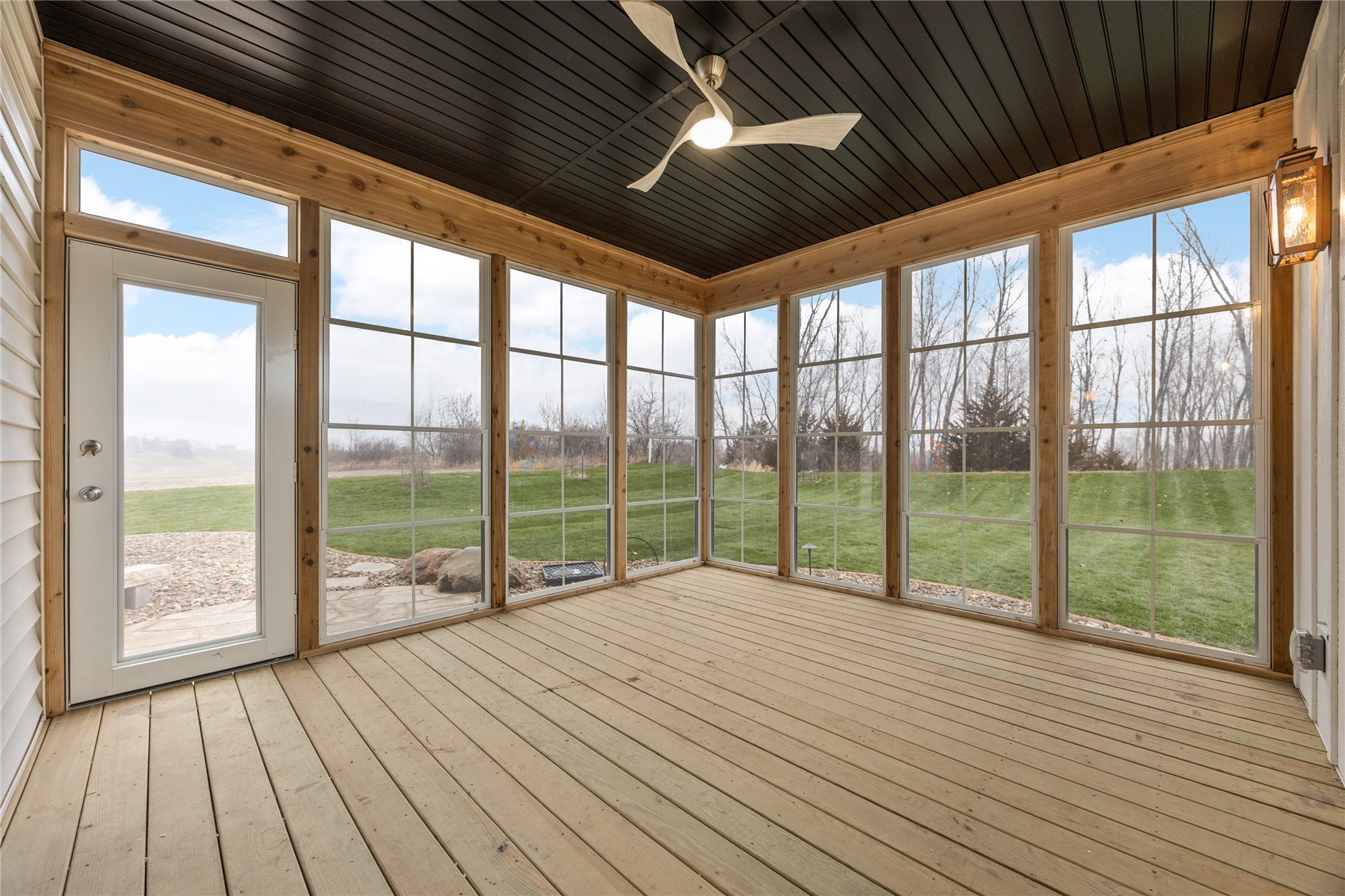 1603 Eagleview Drive Fairfax IA 52228