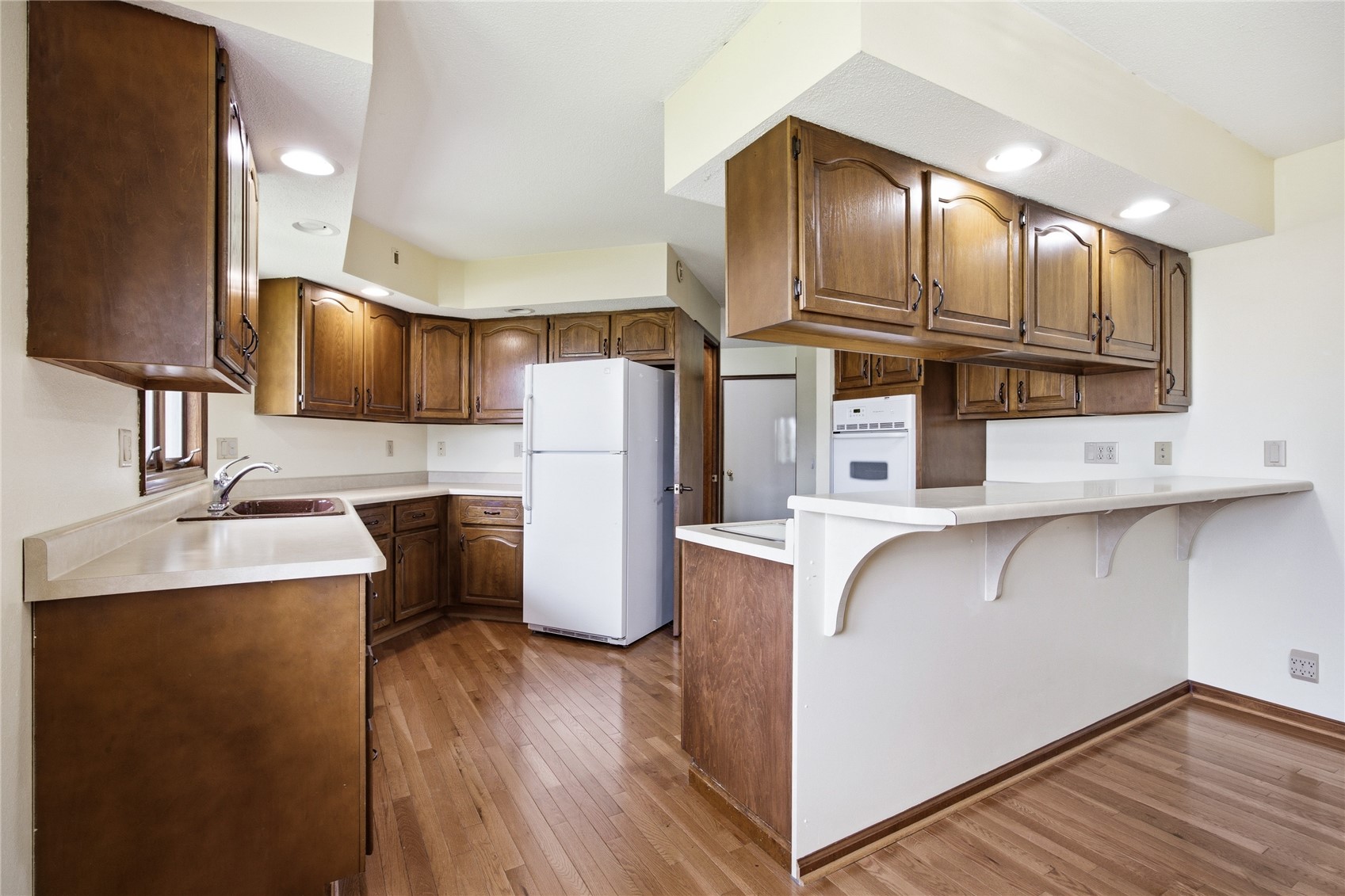 502 9th Avenue Clarence IA 52216