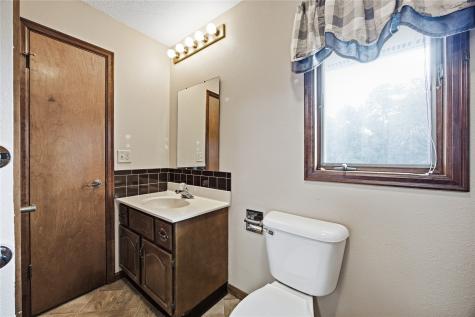 502 9th Avenue Clarence IA 52216