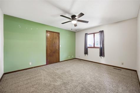 502 9th Avenue Clarence IA 52216