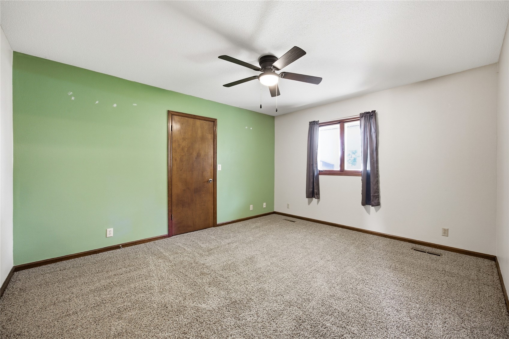 502 9th Avenue Clarence IA 52216