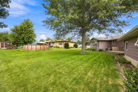 502 9th Avenue Clarence IA 52216