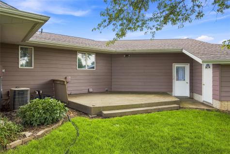 502 9th Avenue Clarence IA 52216