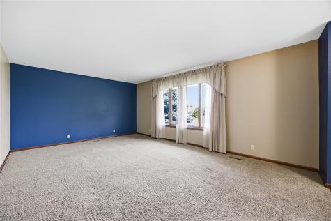 502 9th Avenue Clarence IA 52216