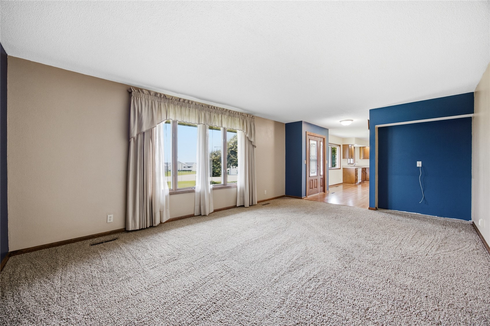 502 9th Avenue Clarence IA 52216