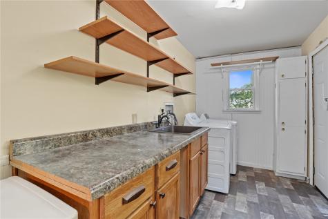 503 2nd Street NW Mt Vernon IA 52314