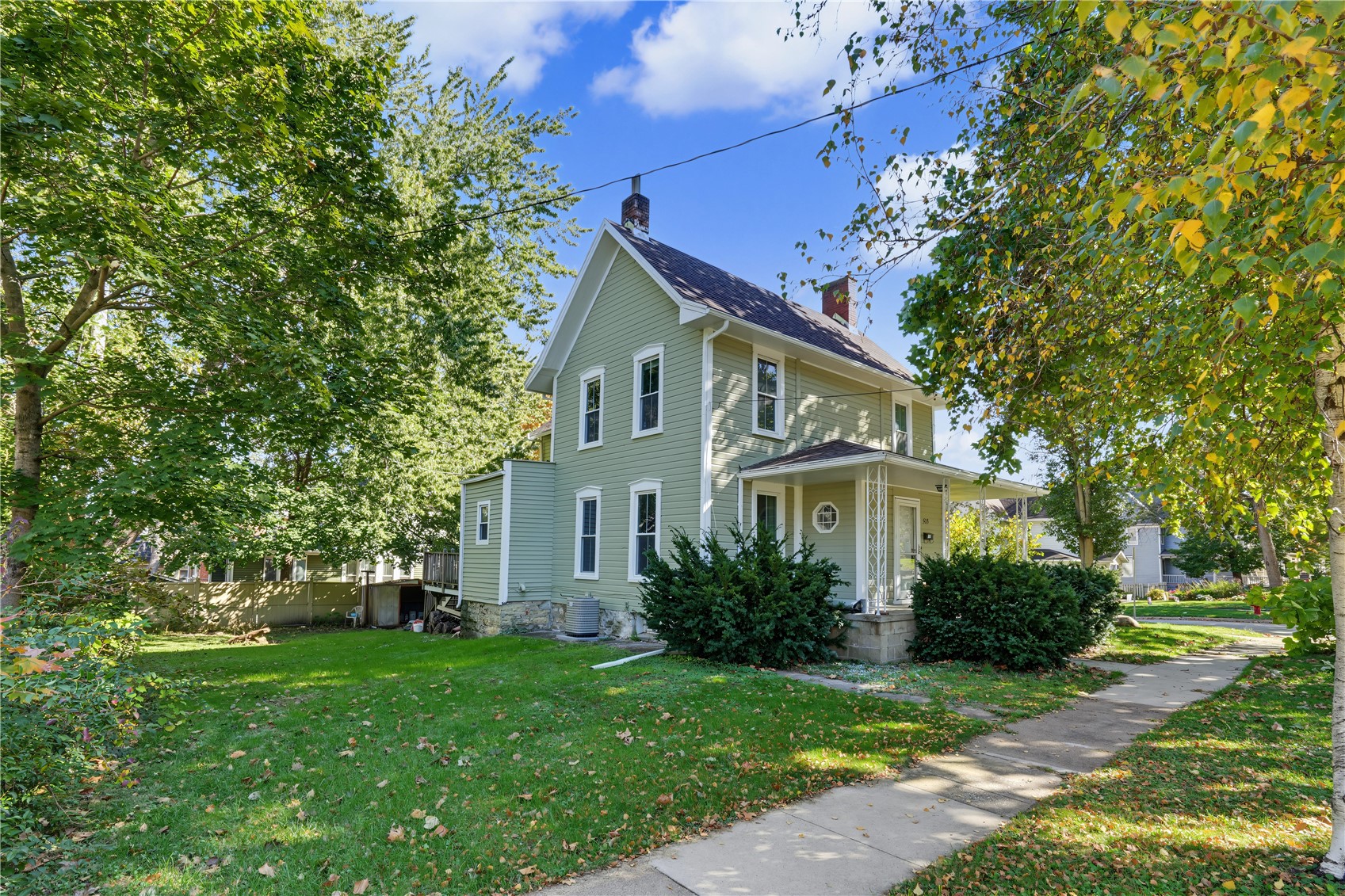 503 2nd Street NW Mt Vernon IA 52314
