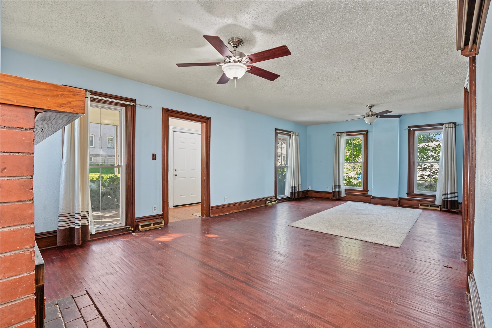 503 2nd Street NW Mt Vernon IA 52314