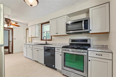 503 2nd Street NW Mt Vernon IA 52314