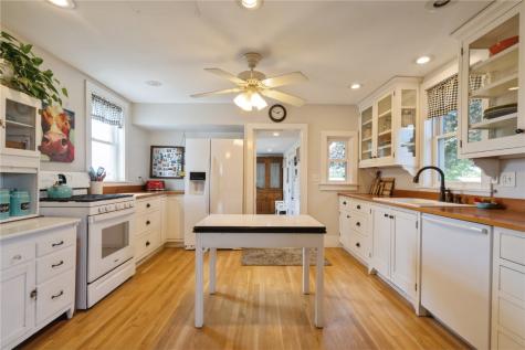 1302 Bowdish Road Central City IA 52214