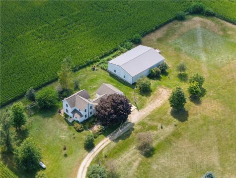 1302 Bowdish Road Central City IA 52214
