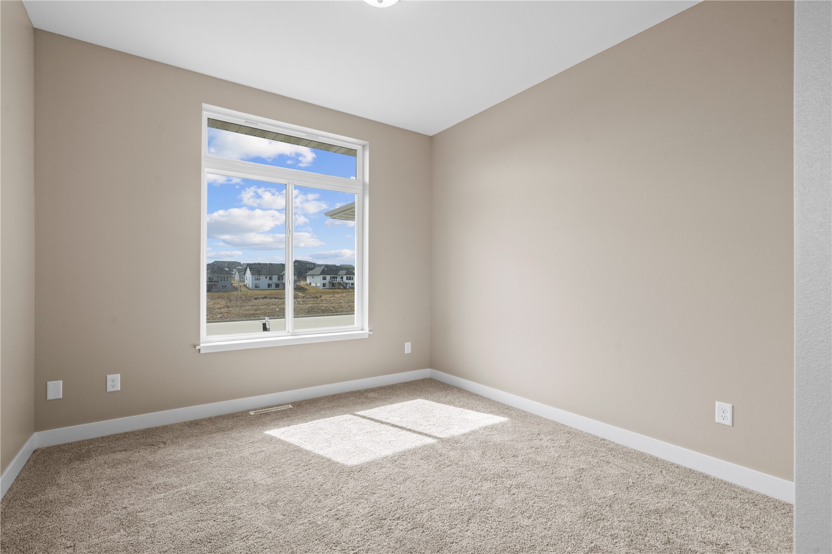 15 N Seven Oaks Road North Liberty IA 52317