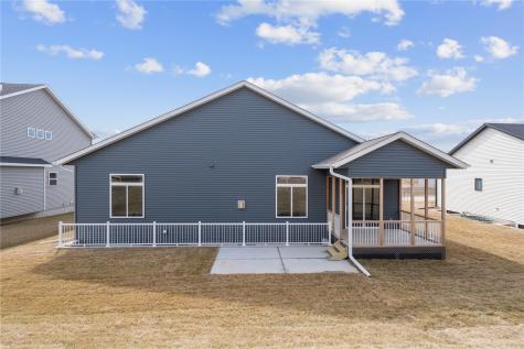 15 N Seven Oaks Road North Liberty IA 52317