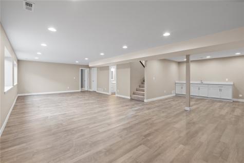 15 N Seven Oaks Road North Liberty IA 52317