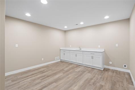 15 N Seven Oaks Road North Liberty IA 52317