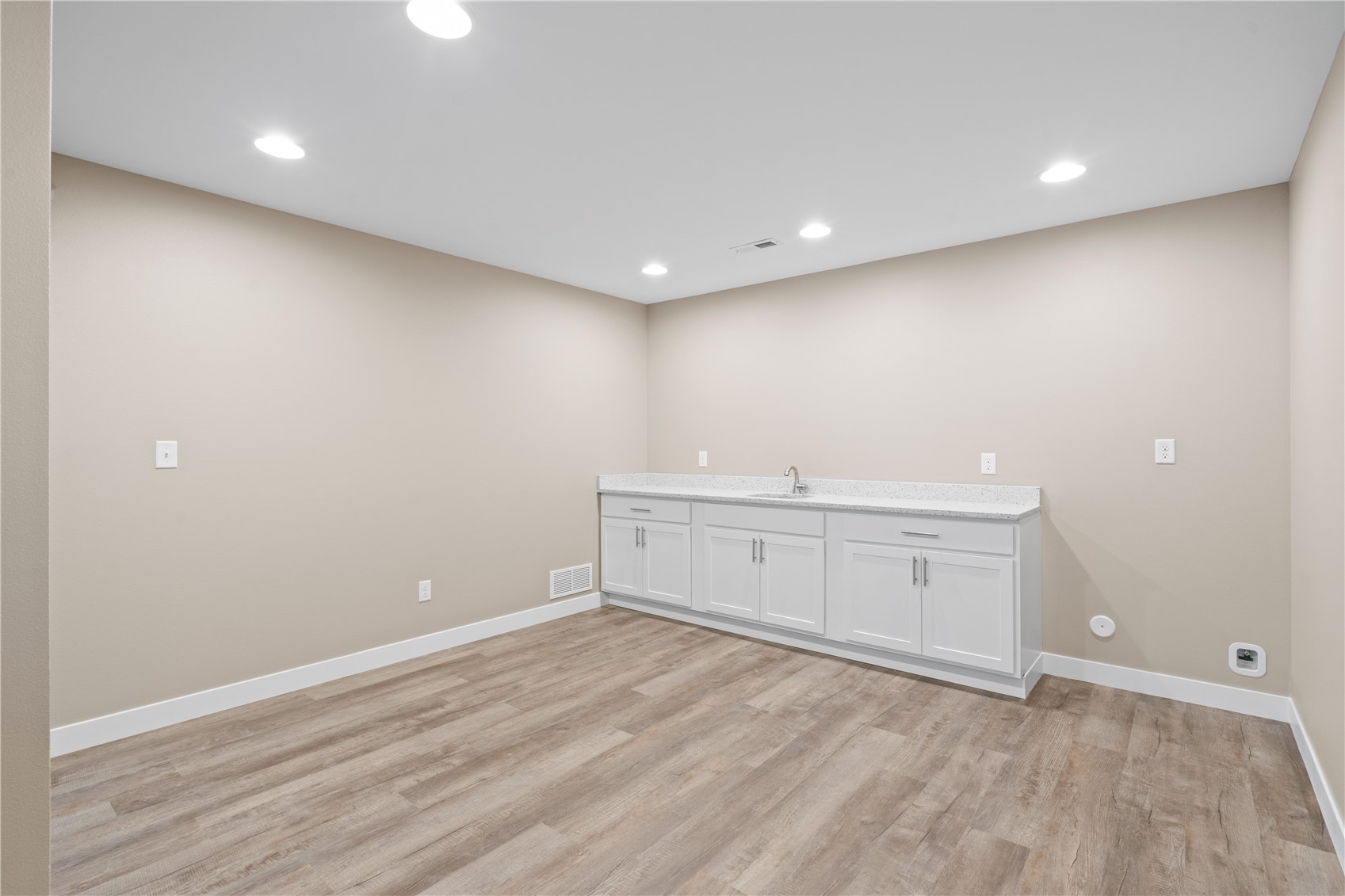 15 N Seven Oaks Road North Liberty IA 52317
