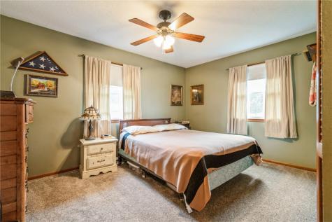 1145 W 14th Avenue Marion IA 52302