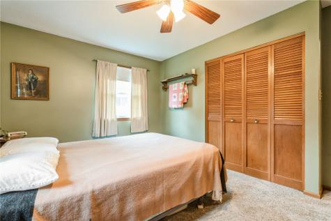 1145 W 14th Avenue Marion IA 52302