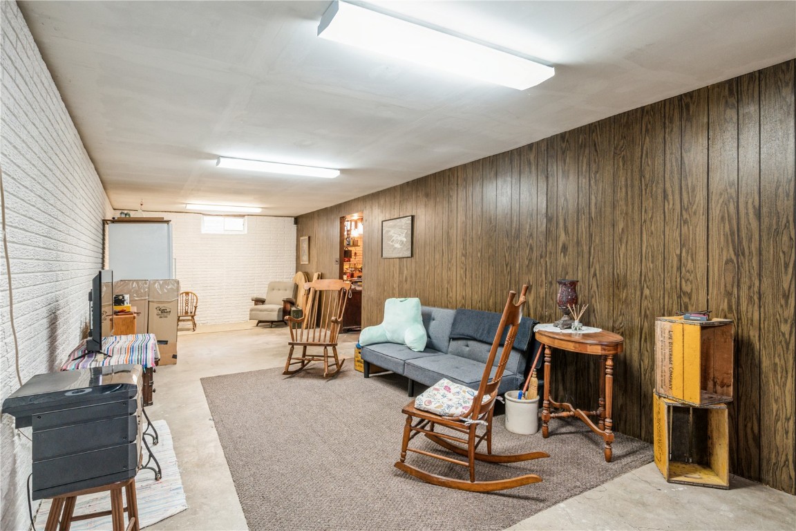 1145 W 14th Avenue Marion IA 52302