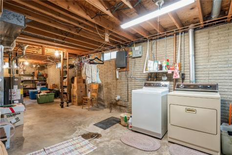 1145 W 14th Avenue Marion IA 52302