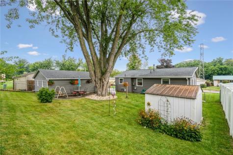 1145 W 14th Avenue Marion IA 52302