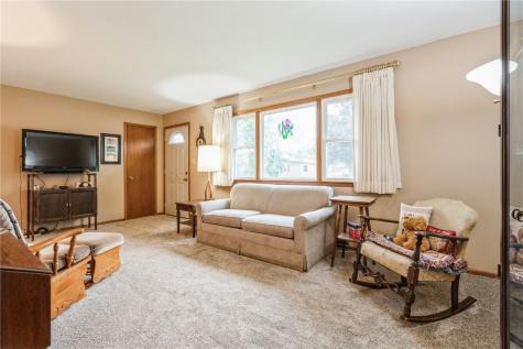 1145 W 14th Avenue Marion IA 52302