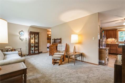 1145 W 14th Avenue Marion IA 52302