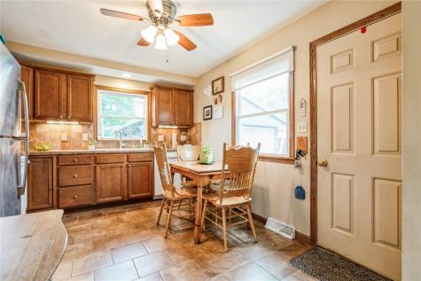 1145 W 14th Avenue Marion IA 52302