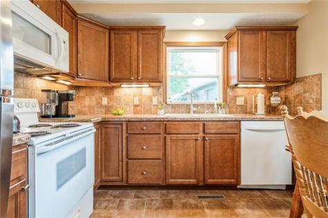 1145 W 14th Avenue Marion IA 52302