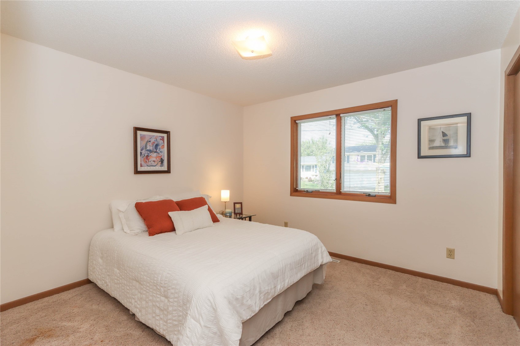 2322 27th Street SW Cedar Rapids IA 52404