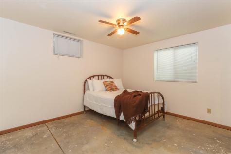 2322 27th Street SW Cedar Rapids IA 52404
