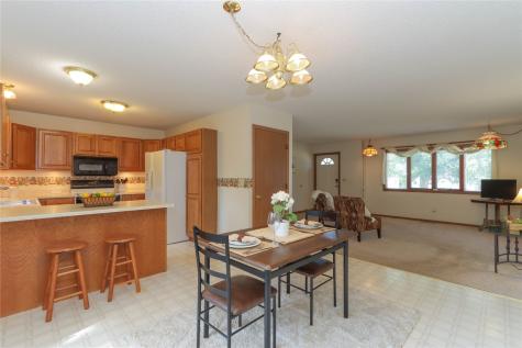 2322 27th Street SW Cedar Rapids IA 52404