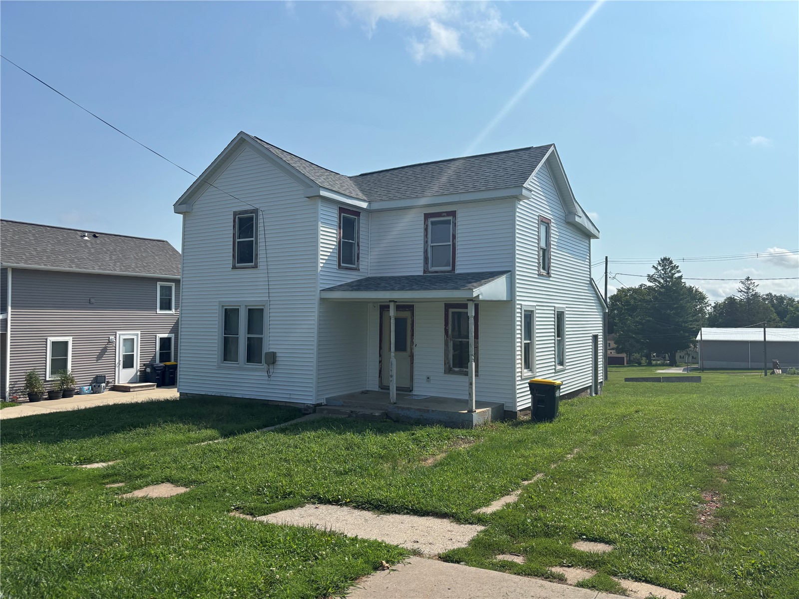 405 Court Street Williamsburg IA 52361