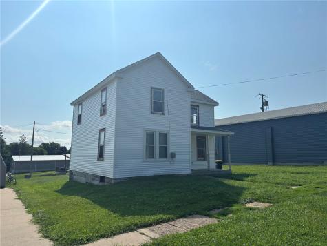 405 Court Street Williamsburg IA 52361